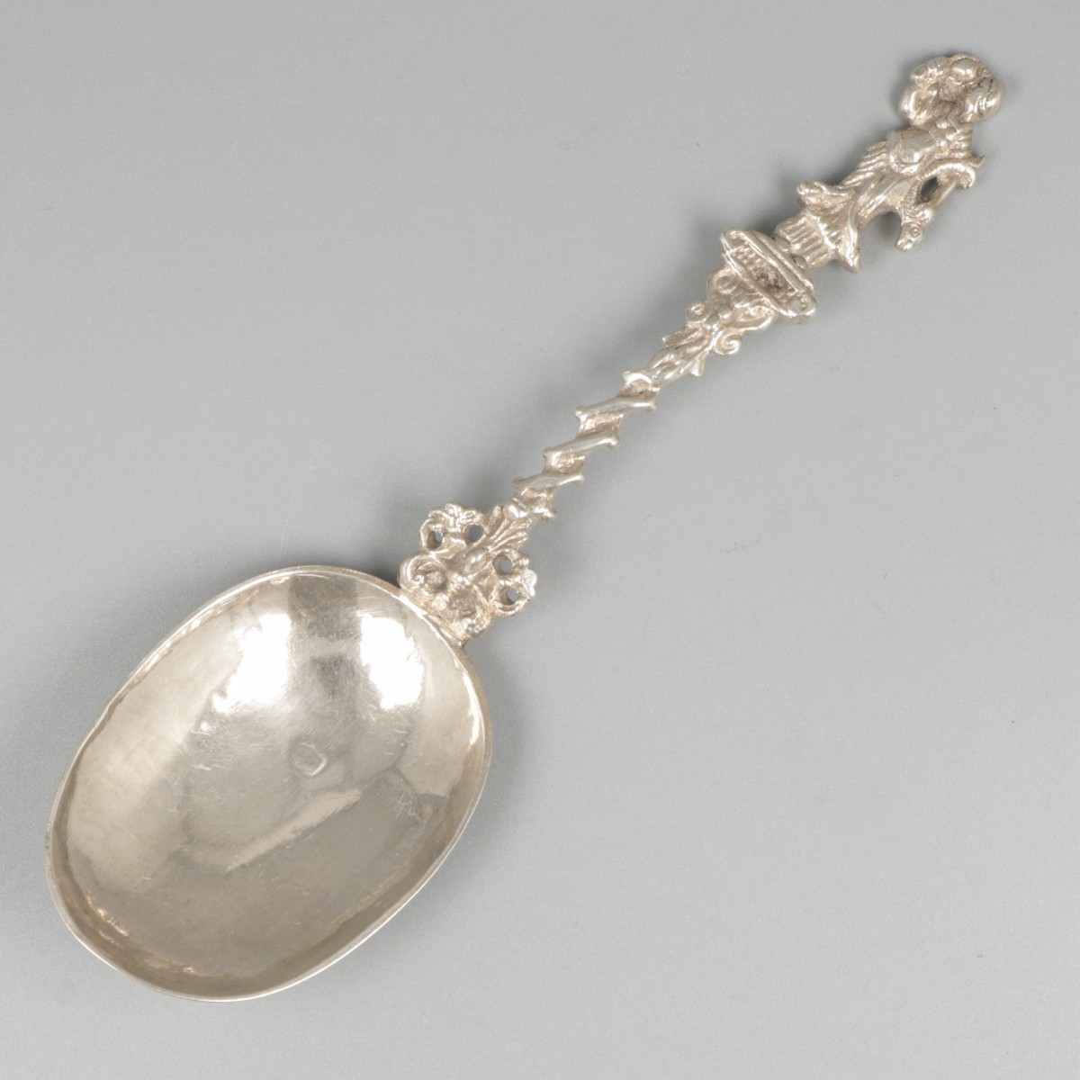 Gelegenheidslepel (Nederland, circa 1742) zilver.