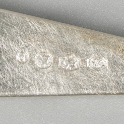 Vlalepel zilver.
