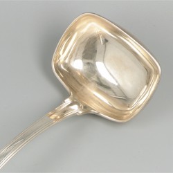 Soeplouche zilver.