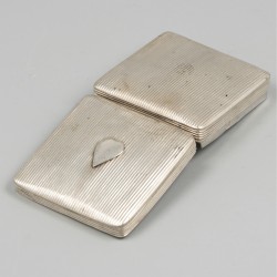 Pepermuntdoosje zilver.