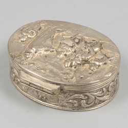 Pepermuntdoosje zilver.
