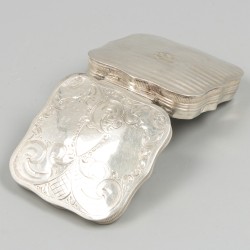 Pepermuntdoosje zilver.
