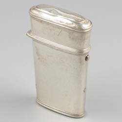 Knipkoker / tabaketui zilver.