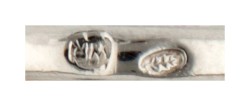 14 kt. Witgouden vintage ring bezet met ca. 0.32 ct. diamant en een bloedkoralen camee.