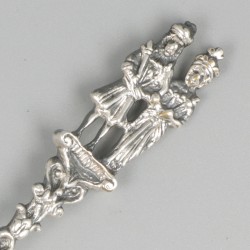 Gelegenheidslepel zilver.