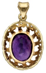 14 kt. Geelgouden hanger bezet met ca. 3.60 ct. amethist.