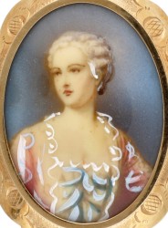 14 kt. Geelgouden hanger/broche voorzien van een sierlijk geschilderd portret van een vrouw.
