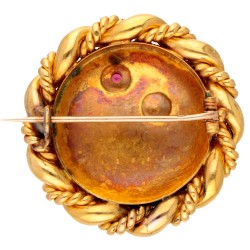 Vintage 18 kt. geelgouden broche bezet met granaat en zaadparels.