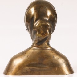 Een bronzen buste van een jongedame, Frankrijk, 20e eeuw.
