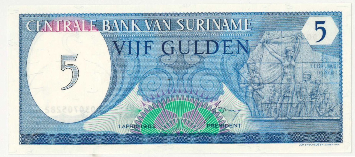 Suriname. 5 gulden . Banknote. Type 1982. - About UNC.