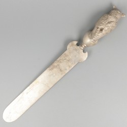 Briefopener zilver.