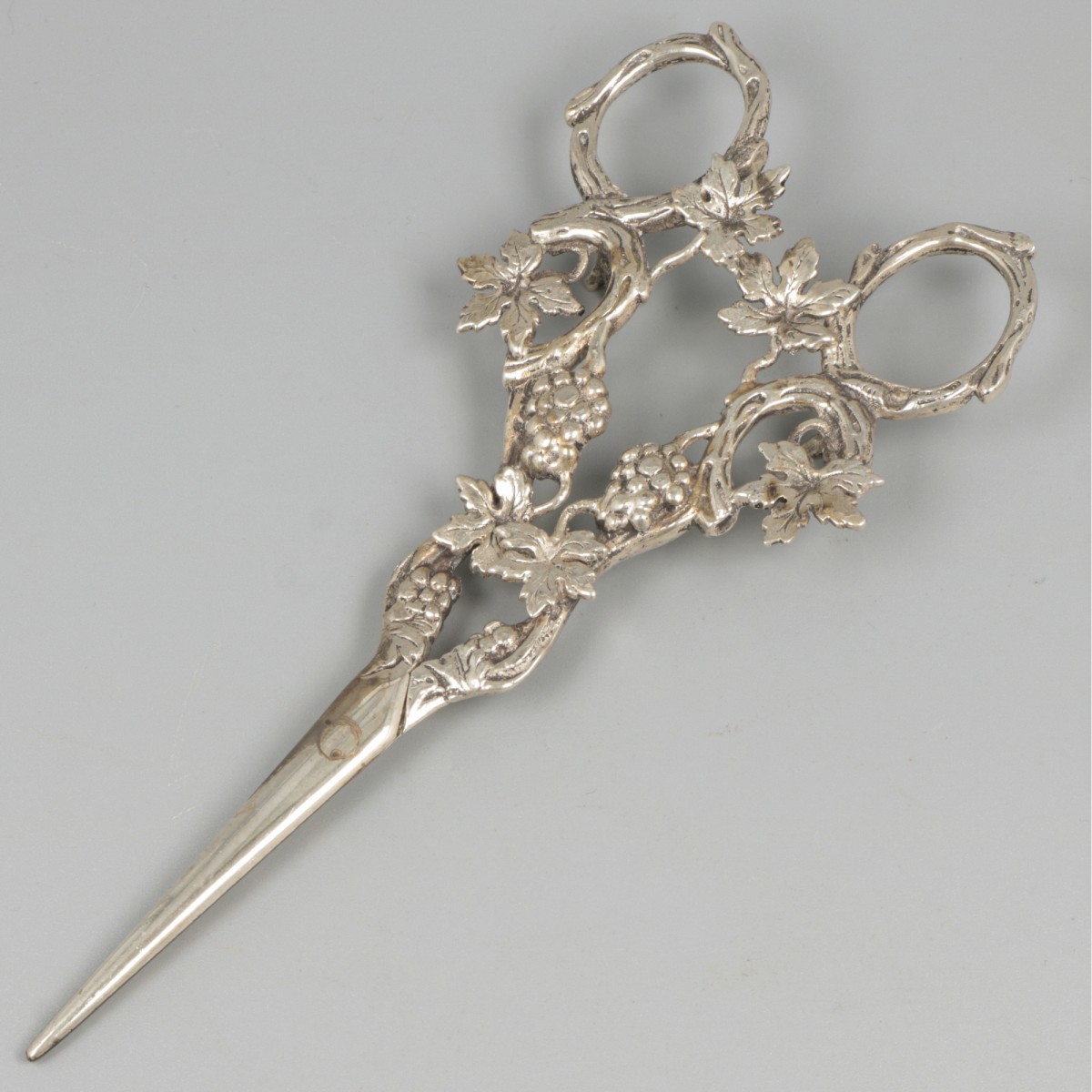 Druivenschaar zilver.