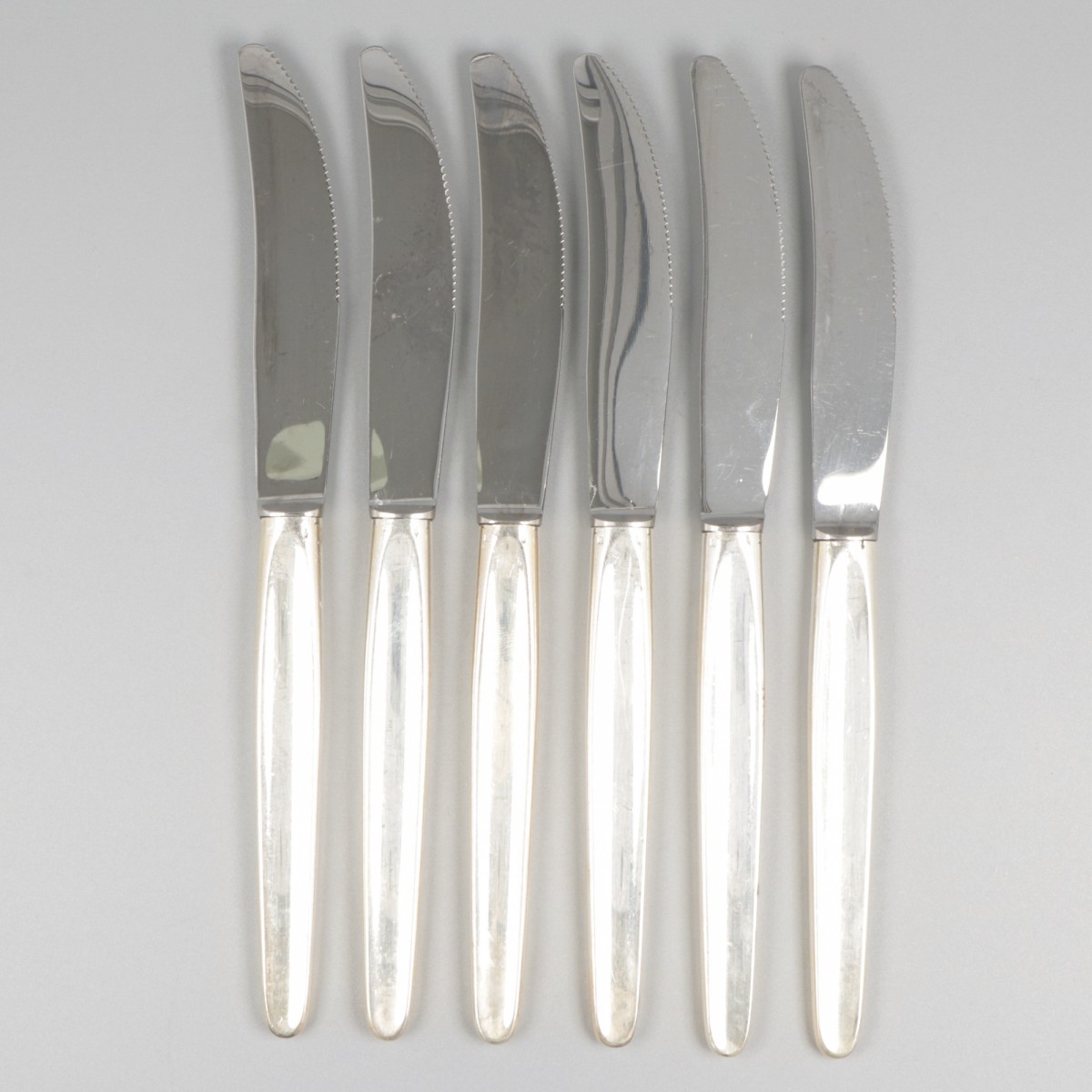 6-delige set dinermessen ''model Jeunesse'' zilver.