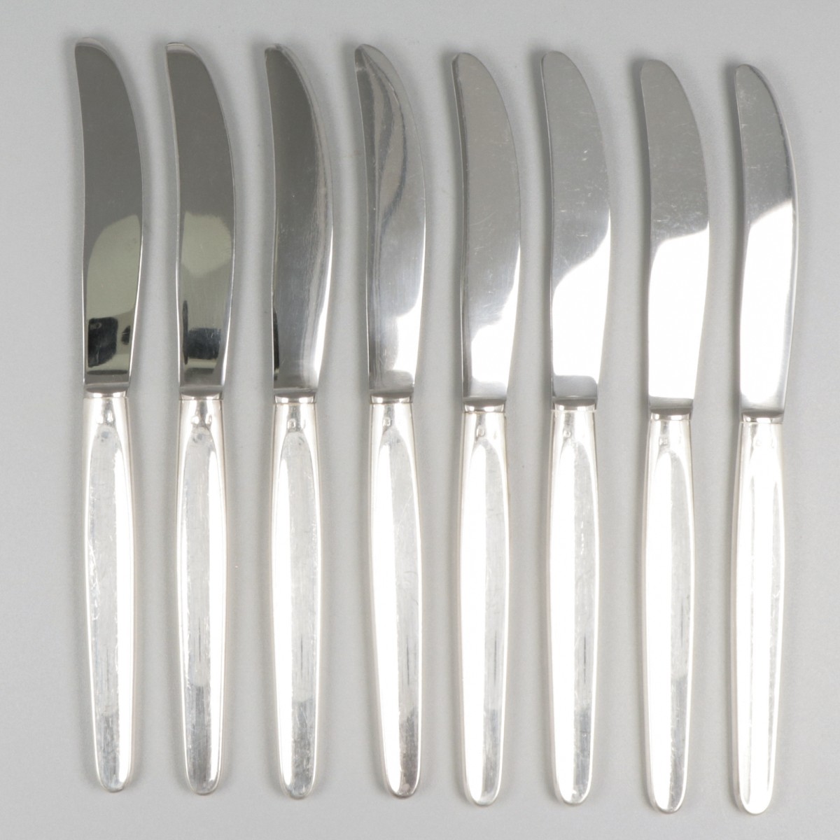 8-delige set fruitmesjes ''model Jeunesse'' zilver.