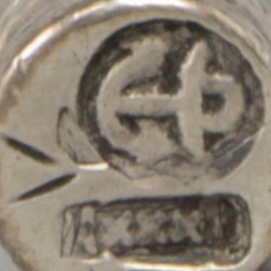 Naaldenkoker (Nederland, Amsterdam, Johannes Schepens 1761-1807) zilver.