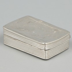 Vinaigrettedoosje zilver.