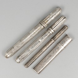 4-delig lot naaldenkokers zilver.
