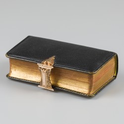 Bijbel goud.
