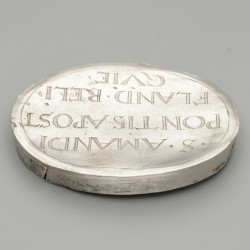 Relikwiedeksel Sint-Amandus van Maastricht zilver.