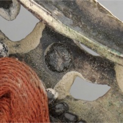 Beugeltas zilver.
