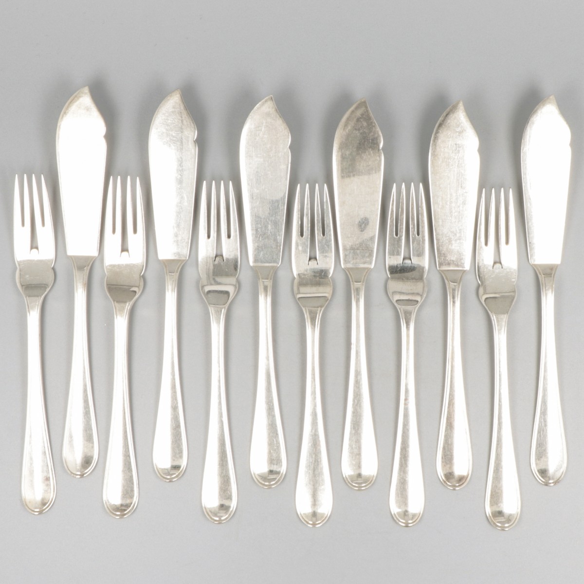 12-delige set visbestek zilver.