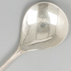 Gembercouvert zilver.