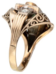 BWG 10 kt. bicolor gouden ring bezet met ca. 0.39 ct. diamant en natuurlijke smaragd.