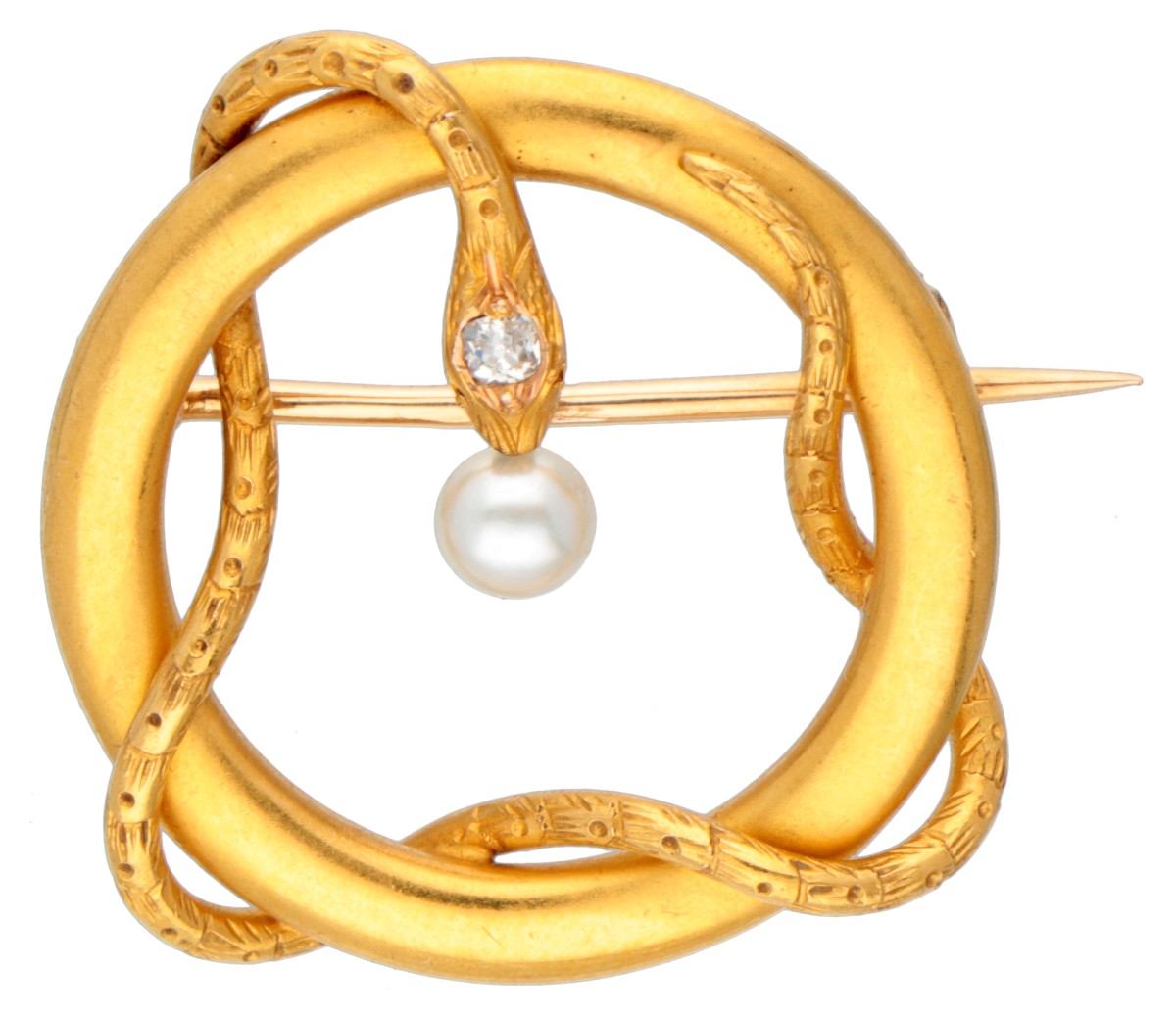 Victoriaanse 18 kt. geelgouden broche met slang bezet met een diamant en een parel.
