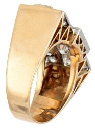 Art deco 14 kt. geelgouden tank ring bezet met ca. 2.48 ct. diamant.