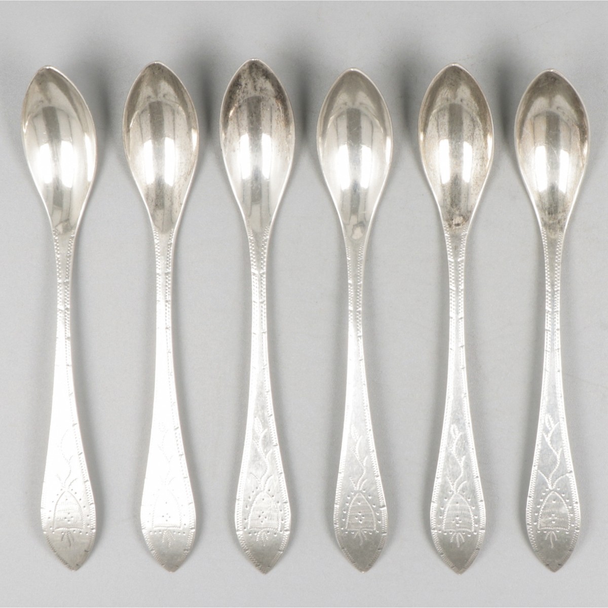 6-delige set theelepels zilver.