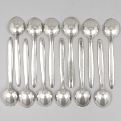 12-delige set theelepels ''model Jeunesse'' zilver.