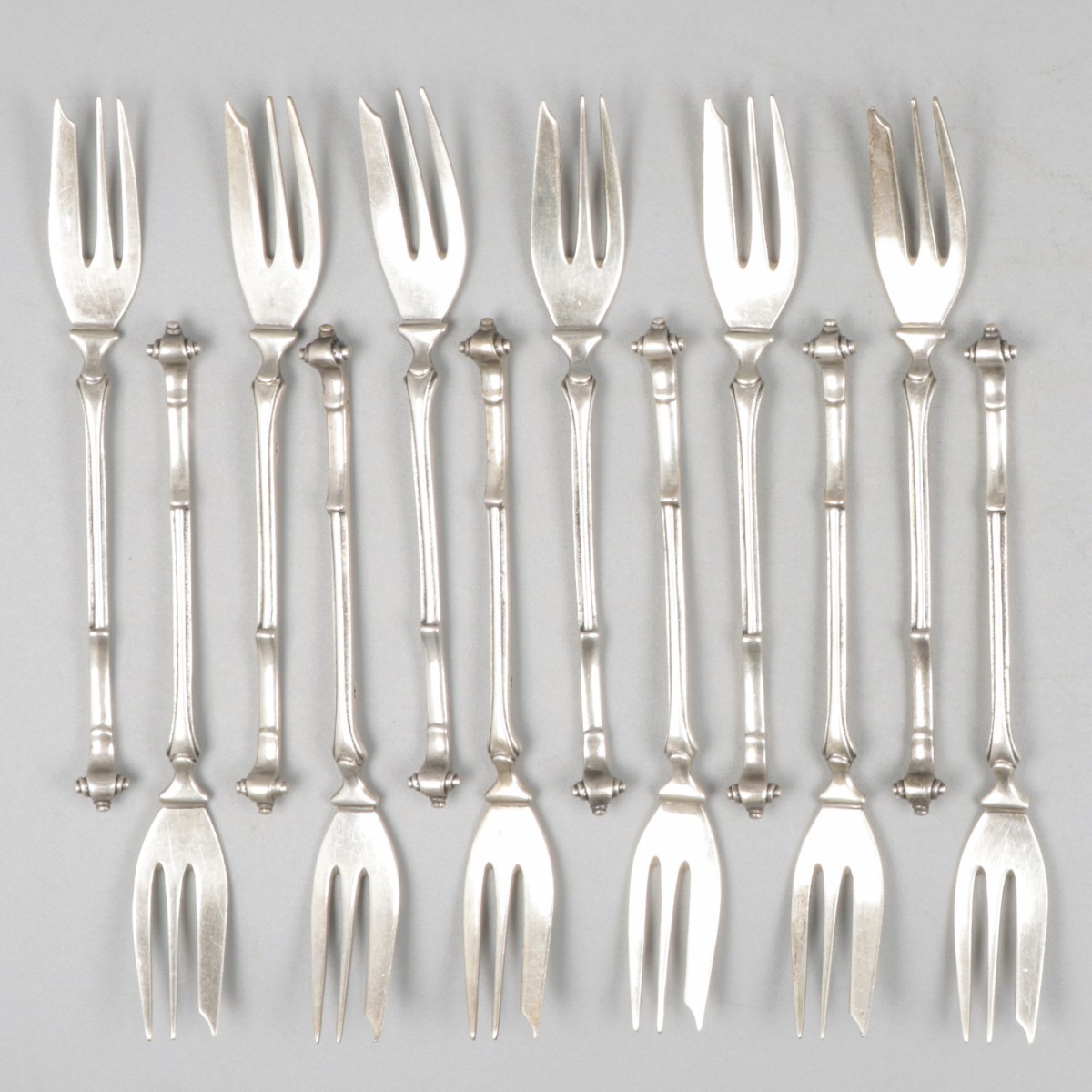 12-delige set taartvorkjes zilver.