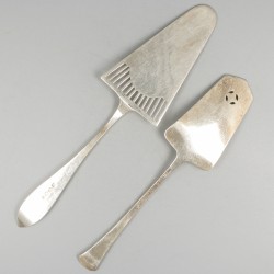 Gebak- & koekschep zilver.