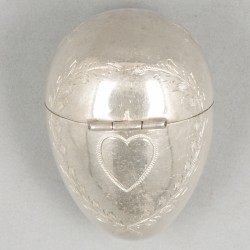 Rozenkransdoosje zilver.