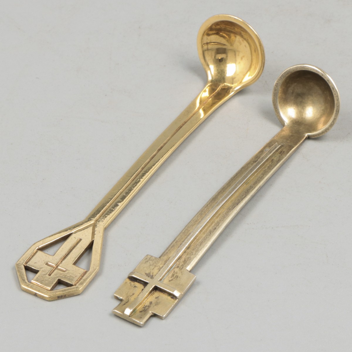 2-delig lot miskelk-lepeltjes zilver.
