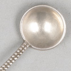 11-delig lot diverse zoutlepels, mosterdlepels en cocktailvorkjes zilver.