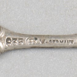 11-delig lot diverse zoutlepels, mosterdlepels en cocktailvorkjes zilver.