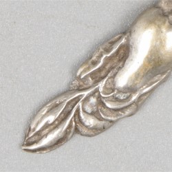 11-delig lot diverse zoutlepels, mosterdlepels en cocktailvorkjes zilver.