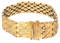 Retro 14 kt. bicolor gouden rijkelijk gedecoreerde Italiaanse armband.