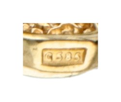 14 kt. Bicolor gouden hanger bezet met ca. 0.125 ct. diamant.