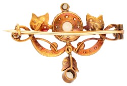 Antieke 14 kt. geelgouden broche rijkelijk bezet met zaadparels.