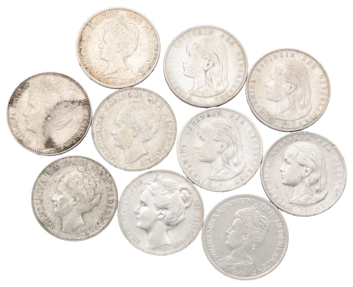 Lot (10) 1 Gulden. Wilhelmina. Gemiddeld Zeer Fraai.