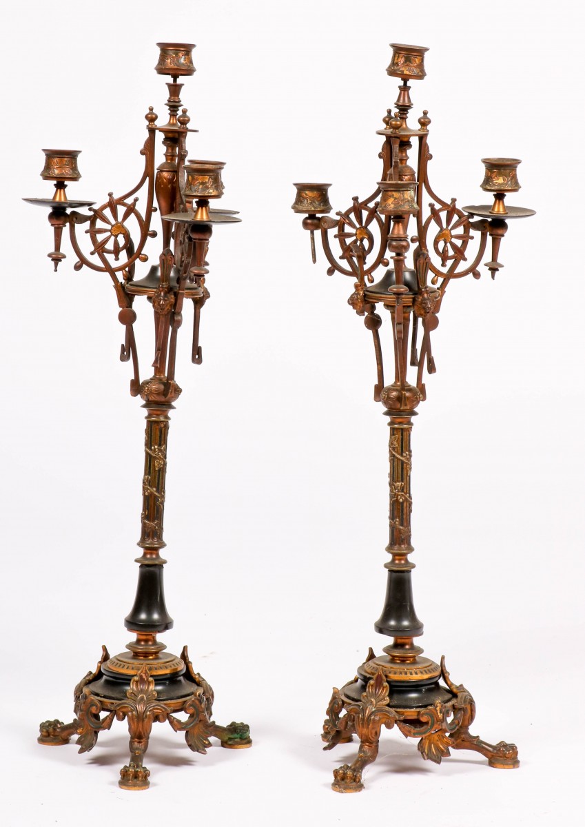 Een stel van (2) bronzen vierlichts kandelabers, Frankrijk, ca. 1890.