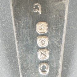 Strooilepel zilver.