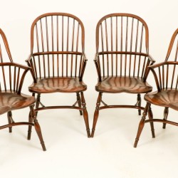 Een set van (4) Windsor-stoelen, Engeland, ca. 1900.