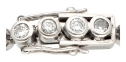 18 kt. Witgouden tennisarmband bezet met ca. 2.25 ct. diamant.