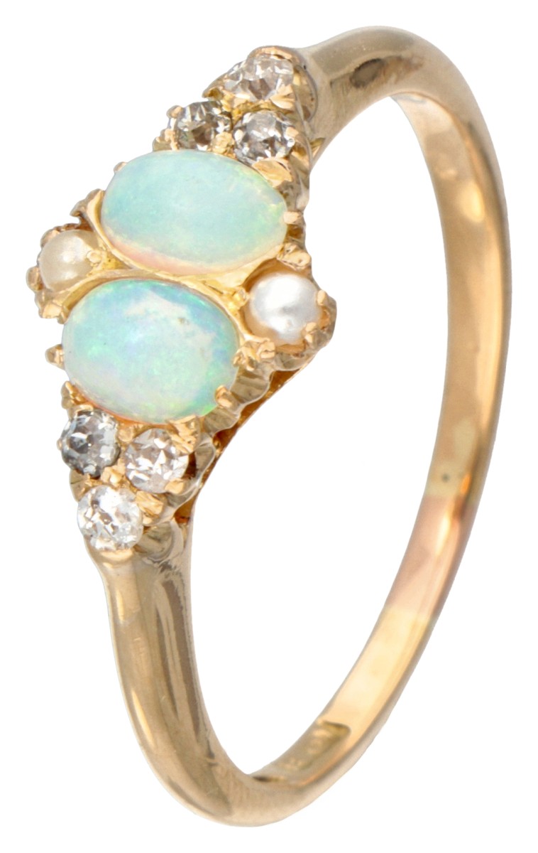 Antieke 14 kt. geelgouden ring bezet met diamant, opaal en zaadparel.