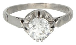 Vintage Pt 900 platina solitair ring bezet met ca. 0.80 ct. diamant.