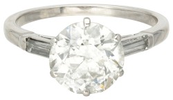 18 kt. Witgouden ring bezet met ca. 2.75 ct. diamant.