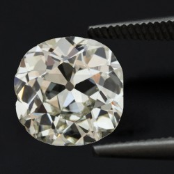 GIA-gecertificeerde 2.86 ct. old mine briljant geslepen natuurlijke diamant.